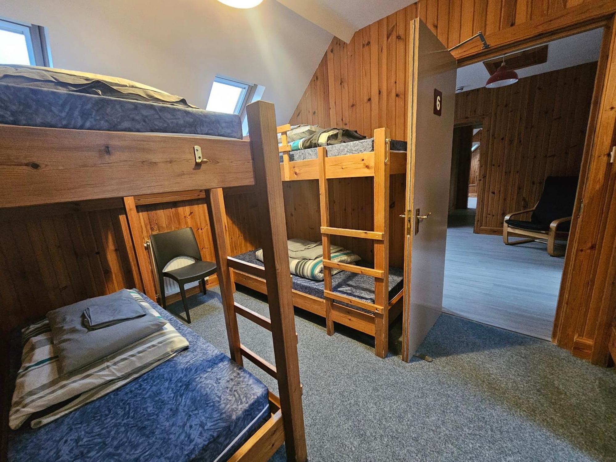 Blackwater Hostel كينلوشليفن المظهر الخارجي الصورة